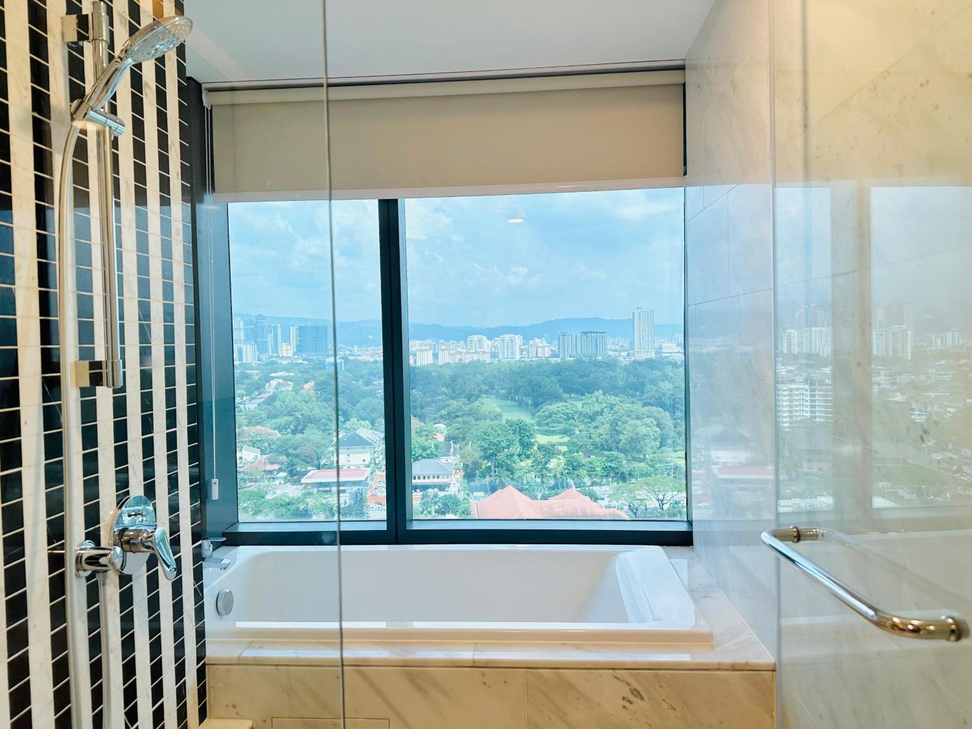 Crystal Suite At Eaton Klcc Kuala Lumpur Esterno foto
