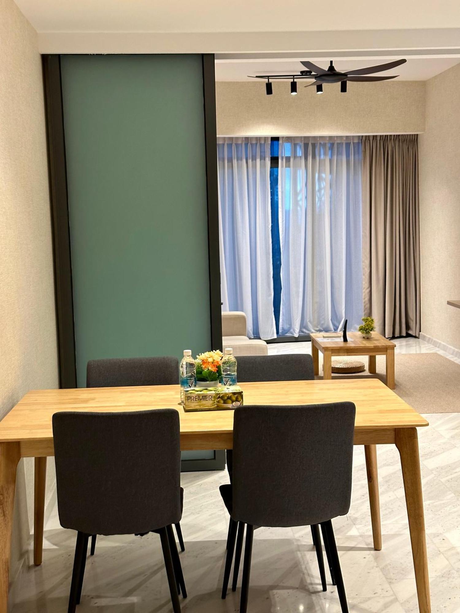 Crystal Suite At Eaton Klcc Kuala Lumpur Esterno foto