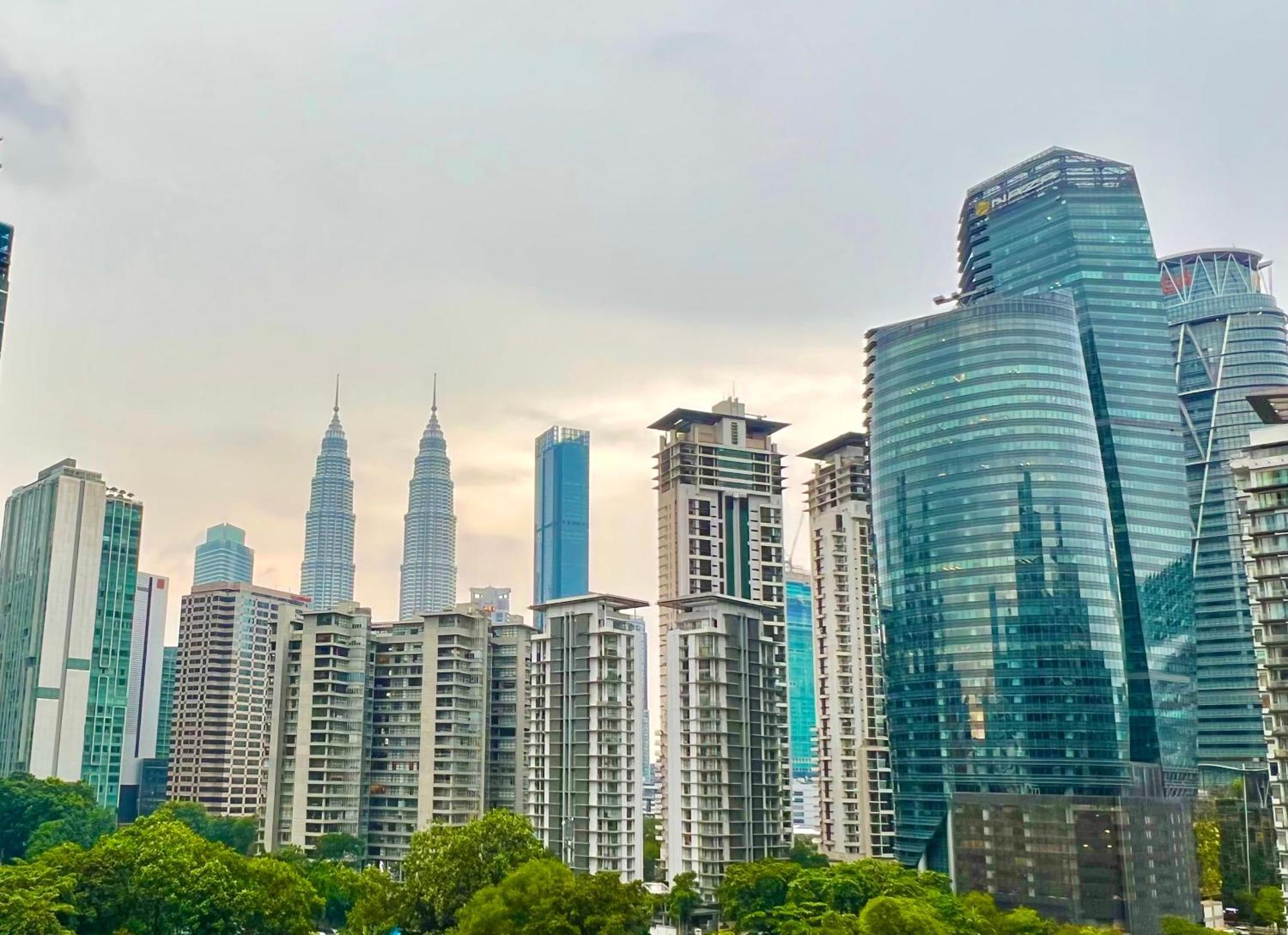 Crystal Suite At Eaton Klcc Kuala Lumpur Esterno foto