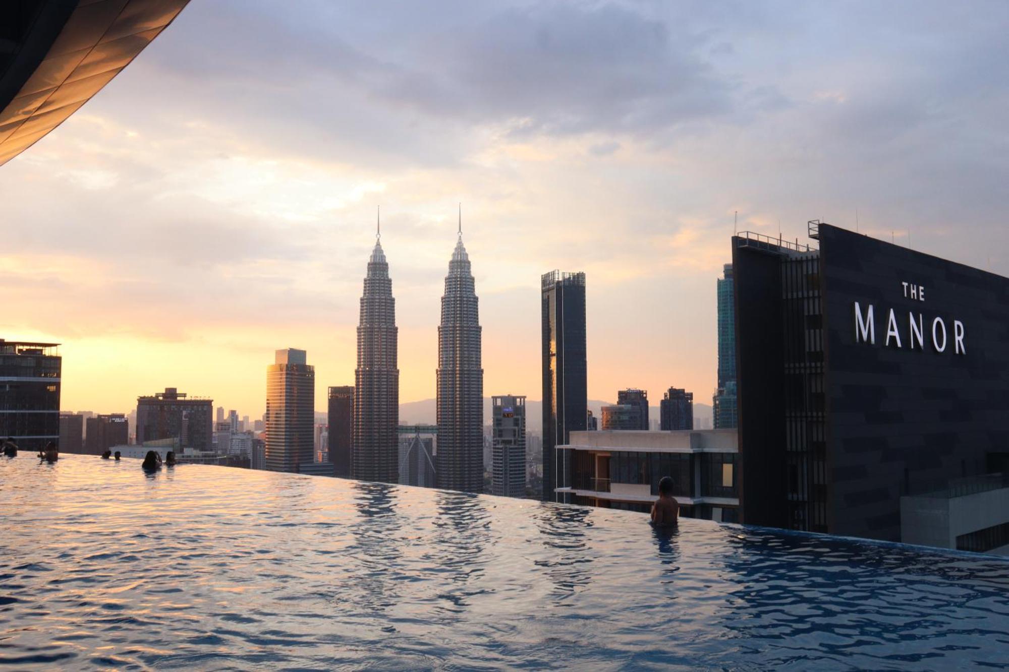 Crystal Suite At Eaton Klcc Kuala Lumpur Esterno foto