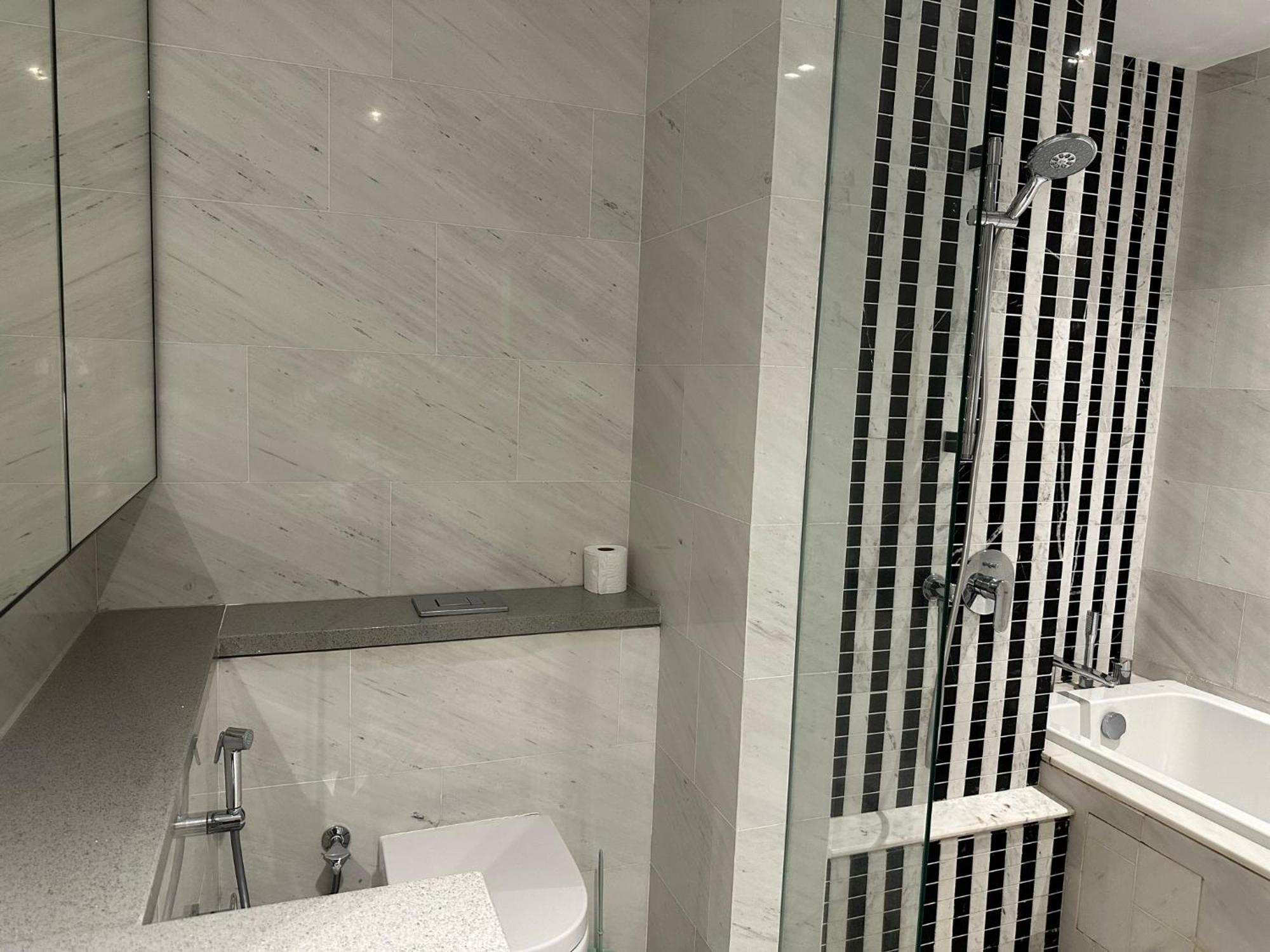 Crystal Suite At Eaton Klcc Kuala Lumpur Esterno foto