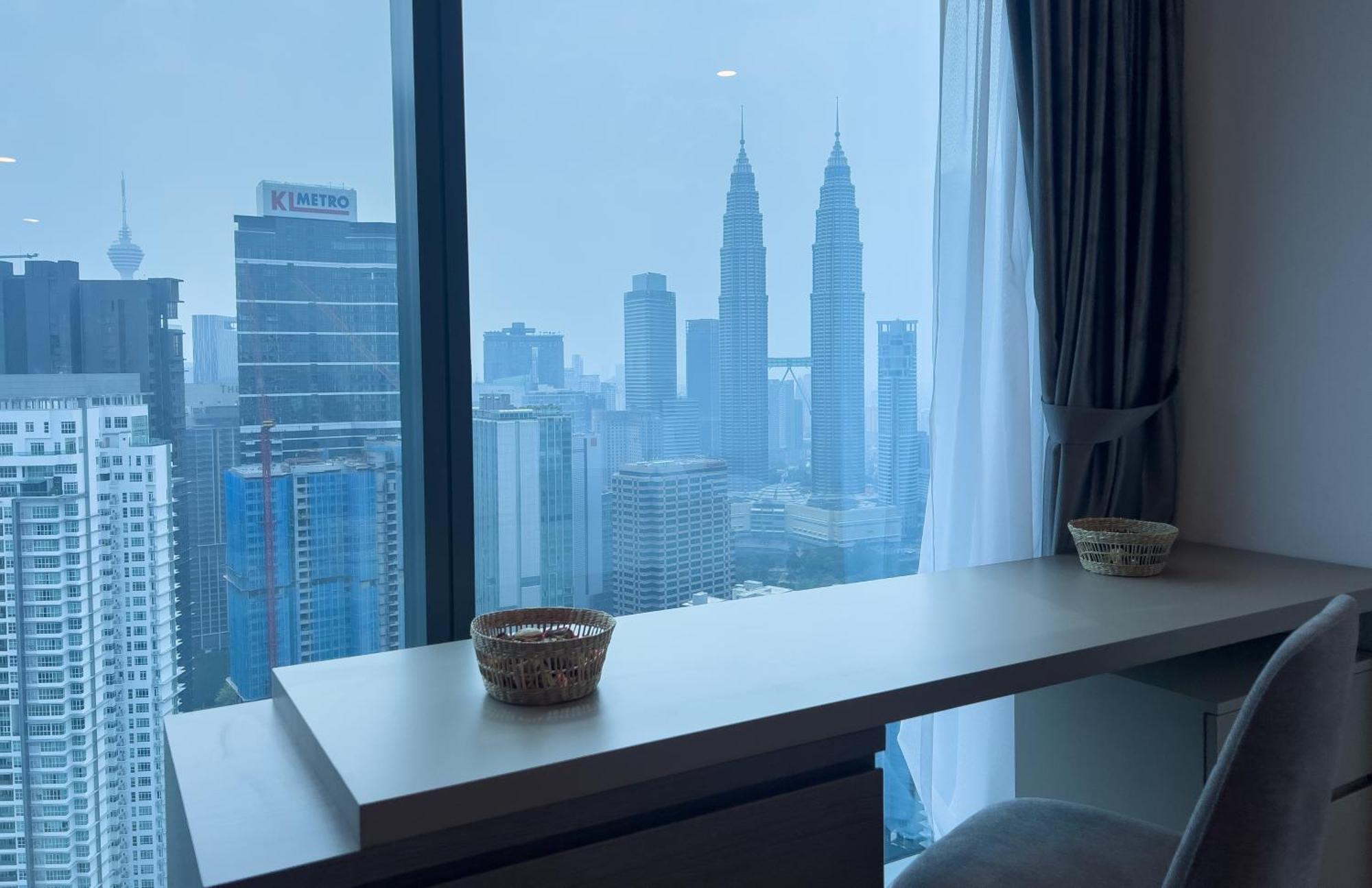 Crystal Suite At Eaton Klcc Kuala Lumpur Esterno foto