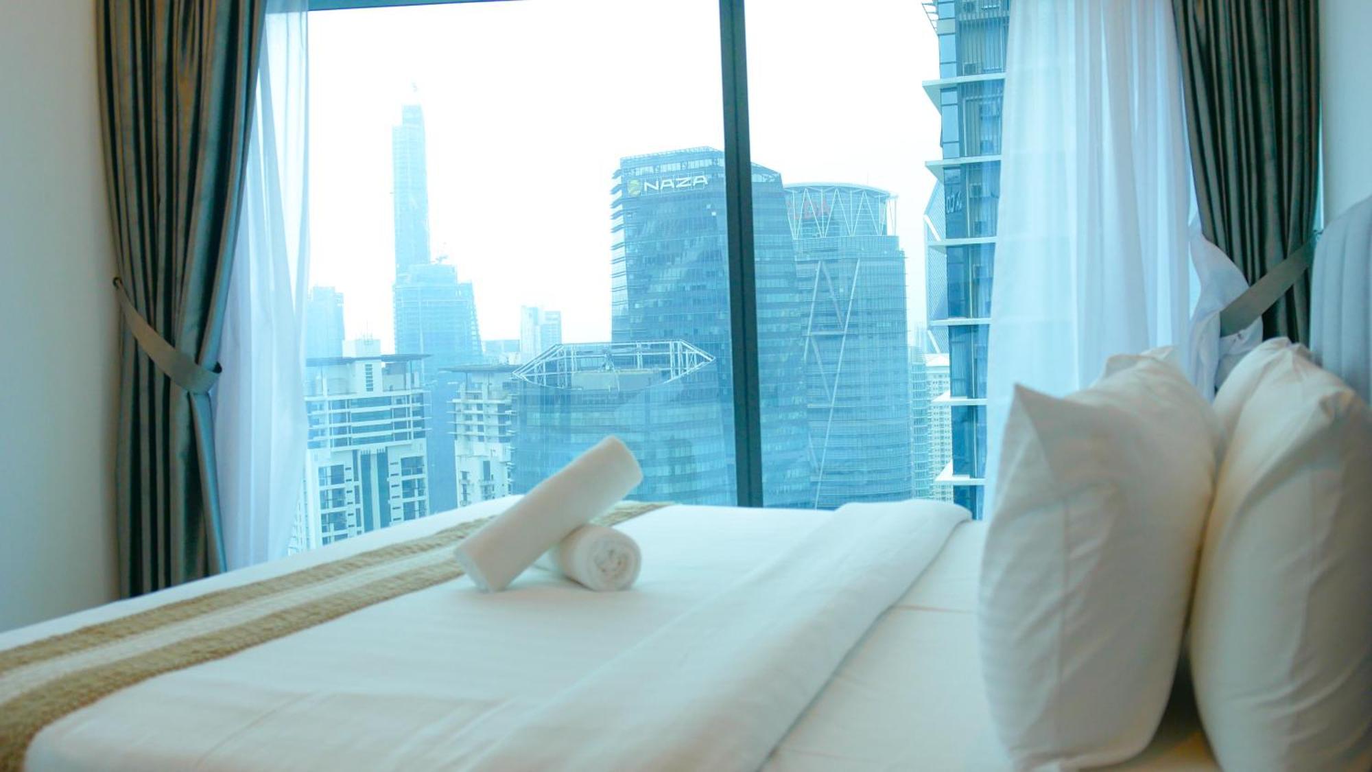 Crystal Suite At Eaton Klcc Kuala Lumpur Esterno foto