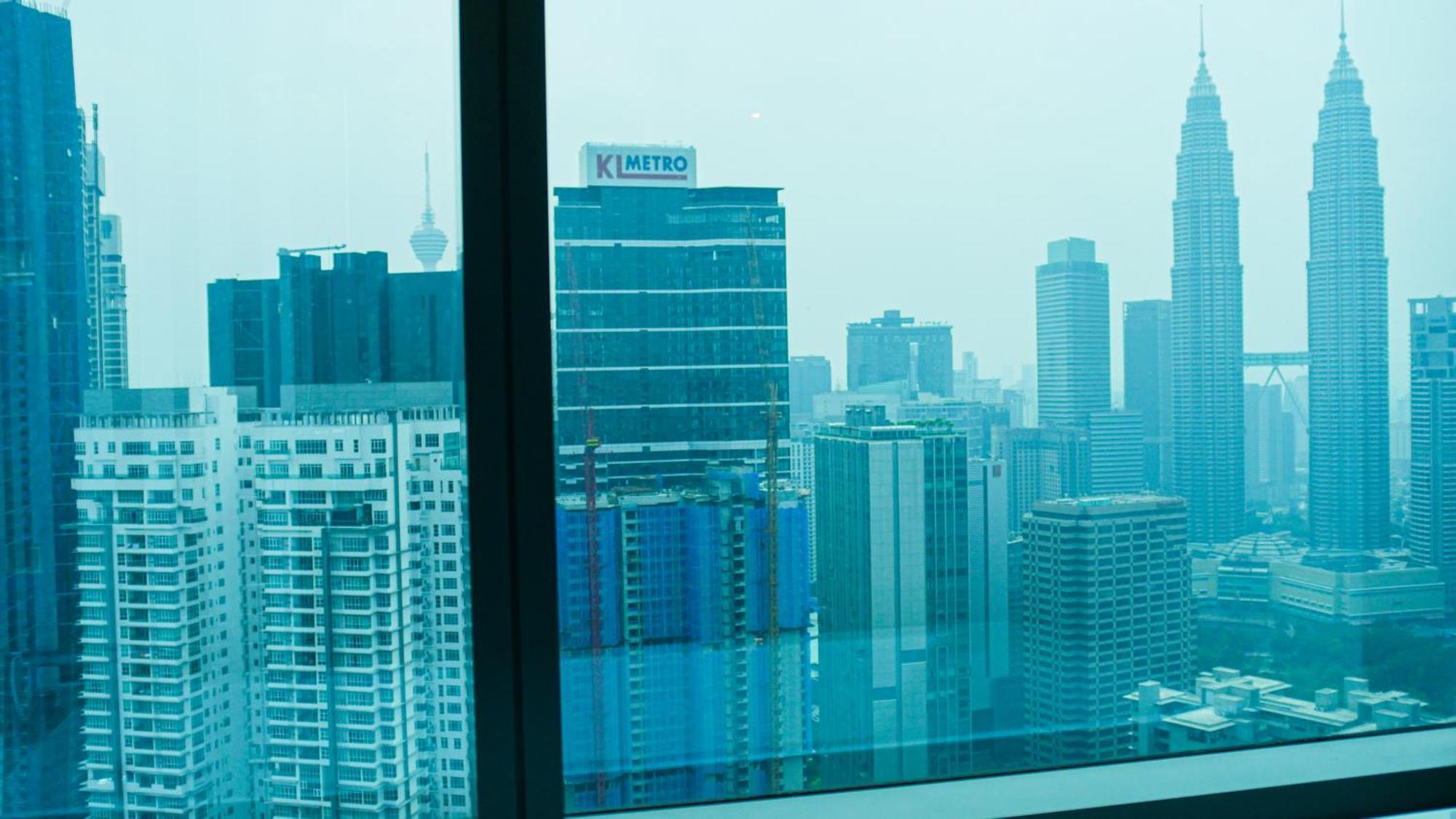 Crystal Suite At Eaton Klcc Kuala Lumpur Esterno foto